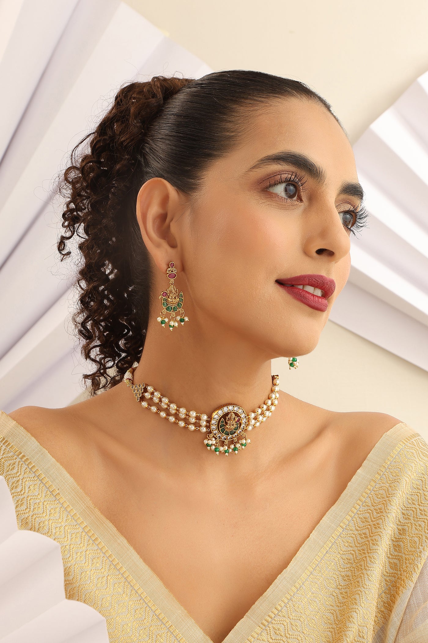 Udgita Green Temple Work Choker Set