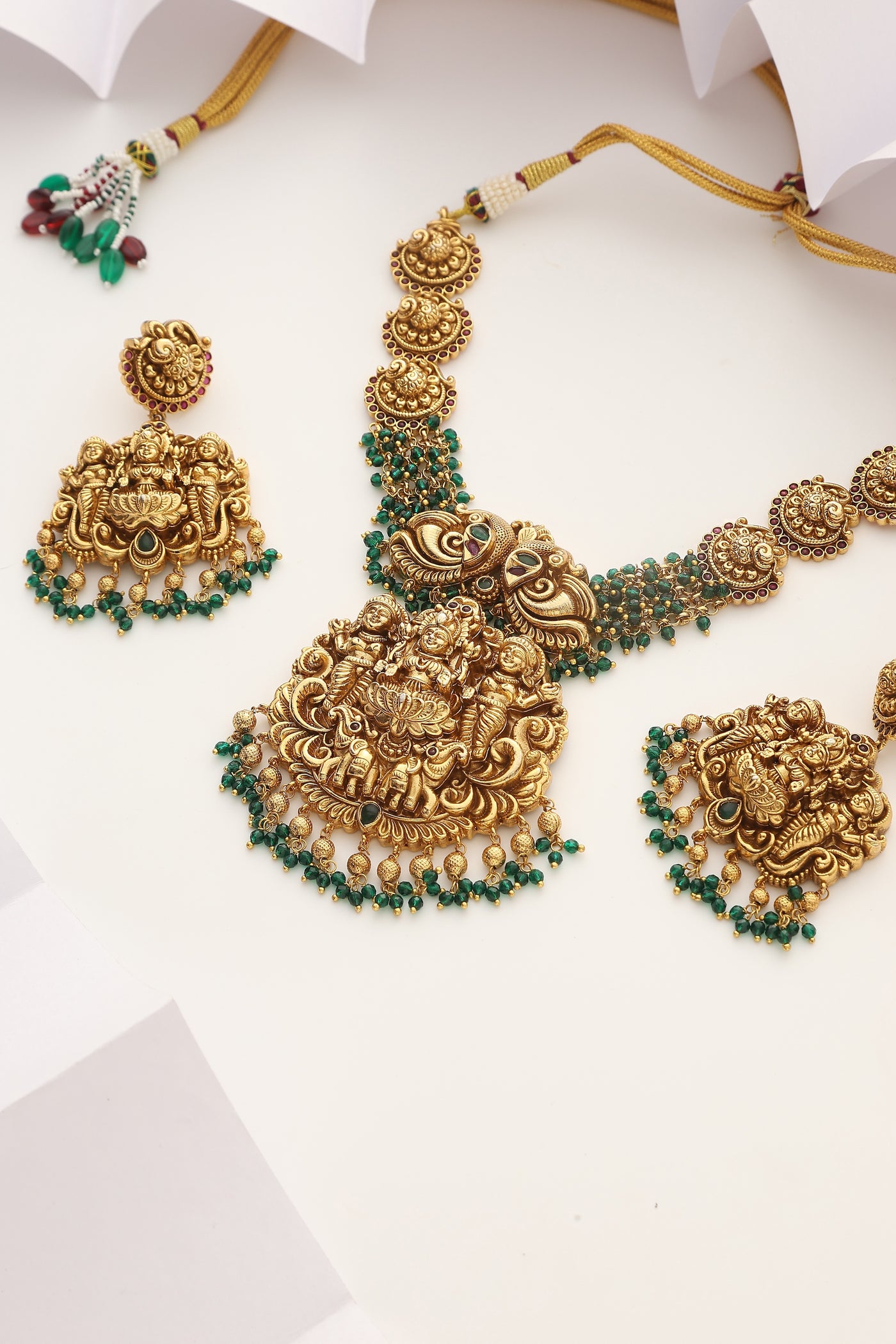 Arasi Green Temple Work Necklace Set