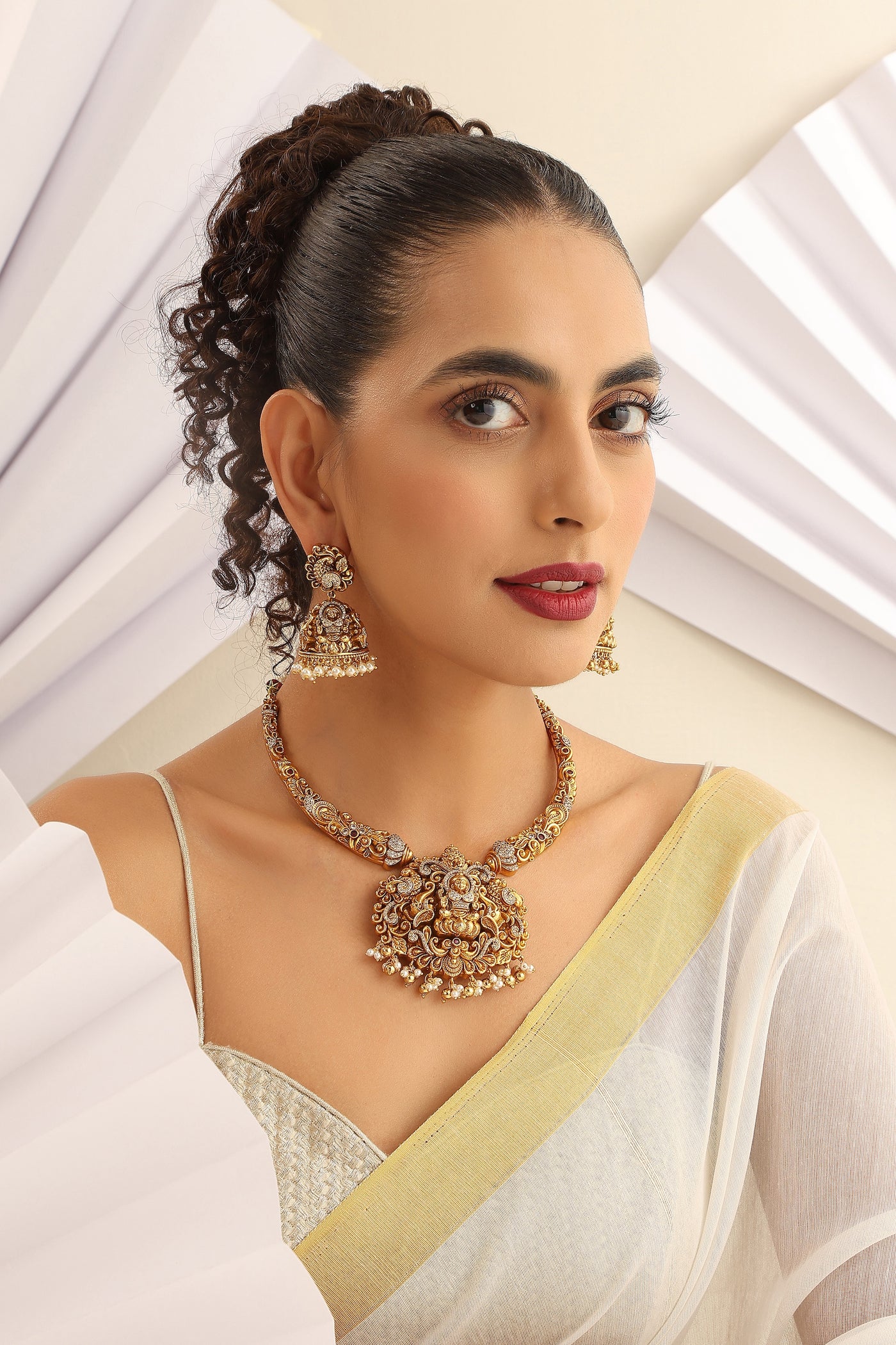Kavalya Gold Temple Work Necklace Set