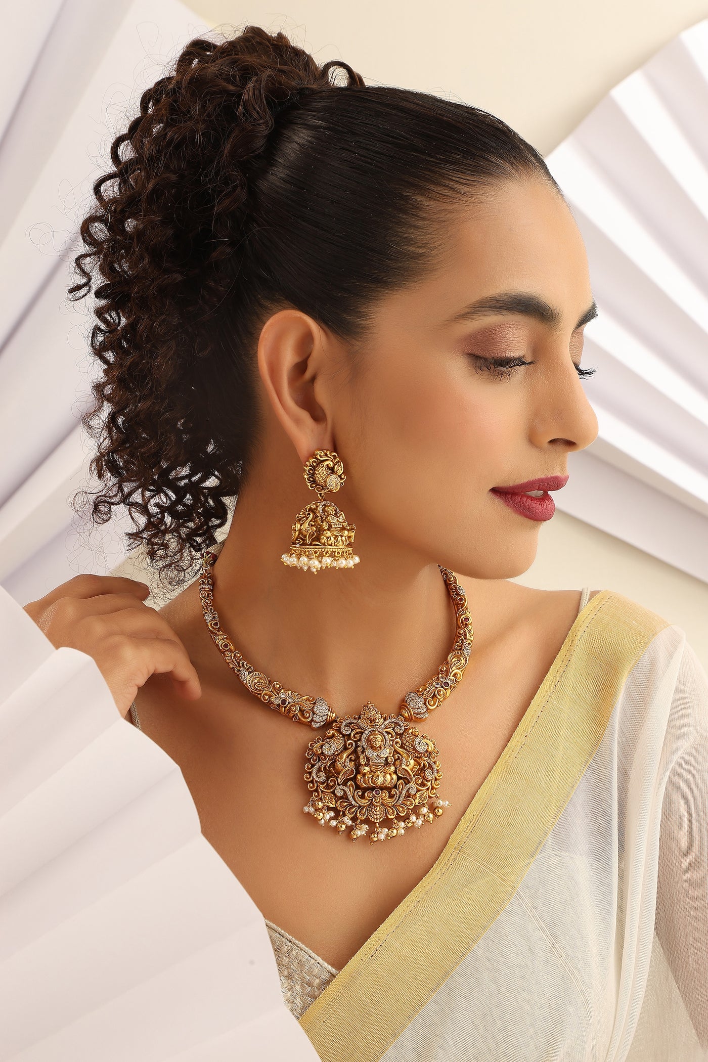 Kavalya Gold Temple Work Necklace Set
