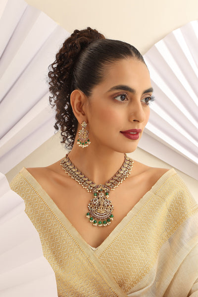 Geethanvi Multicolour Temple Work Necklace Set
