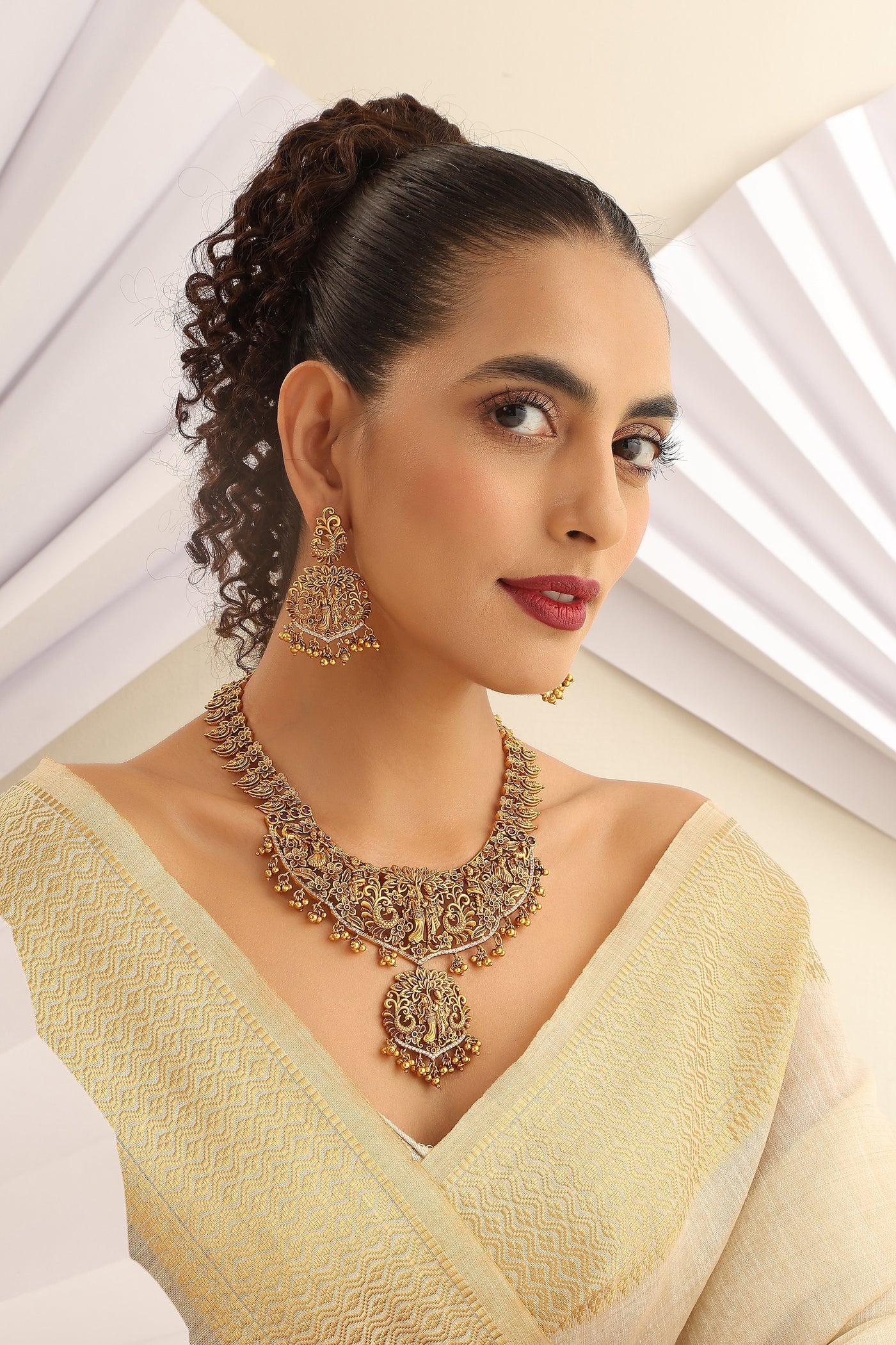 Pavalam Gold Temple Work Necklace Set