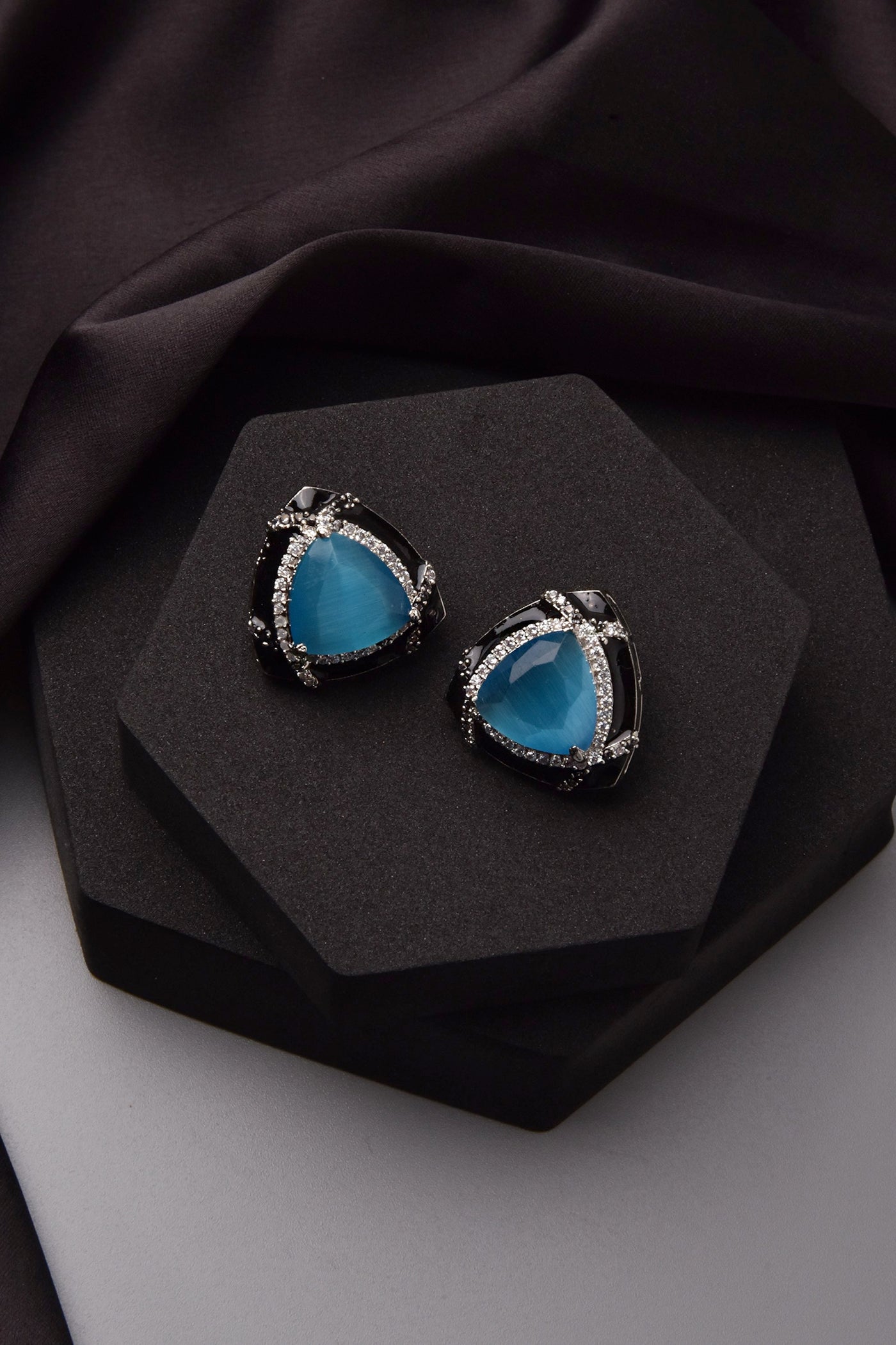 Frek Sapphire Zirconia Stud Earrings