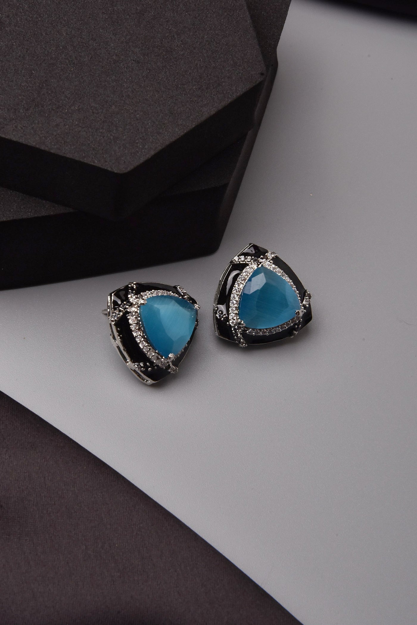Frek Sapphire Zirconia Stud Earrings