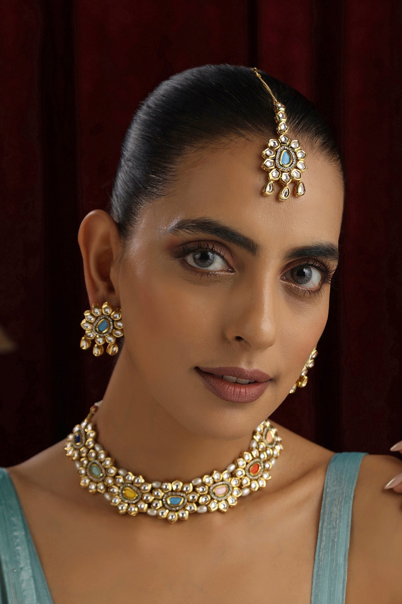 Yukti Navrattan Kundan Necklace Set with Maang Tikka