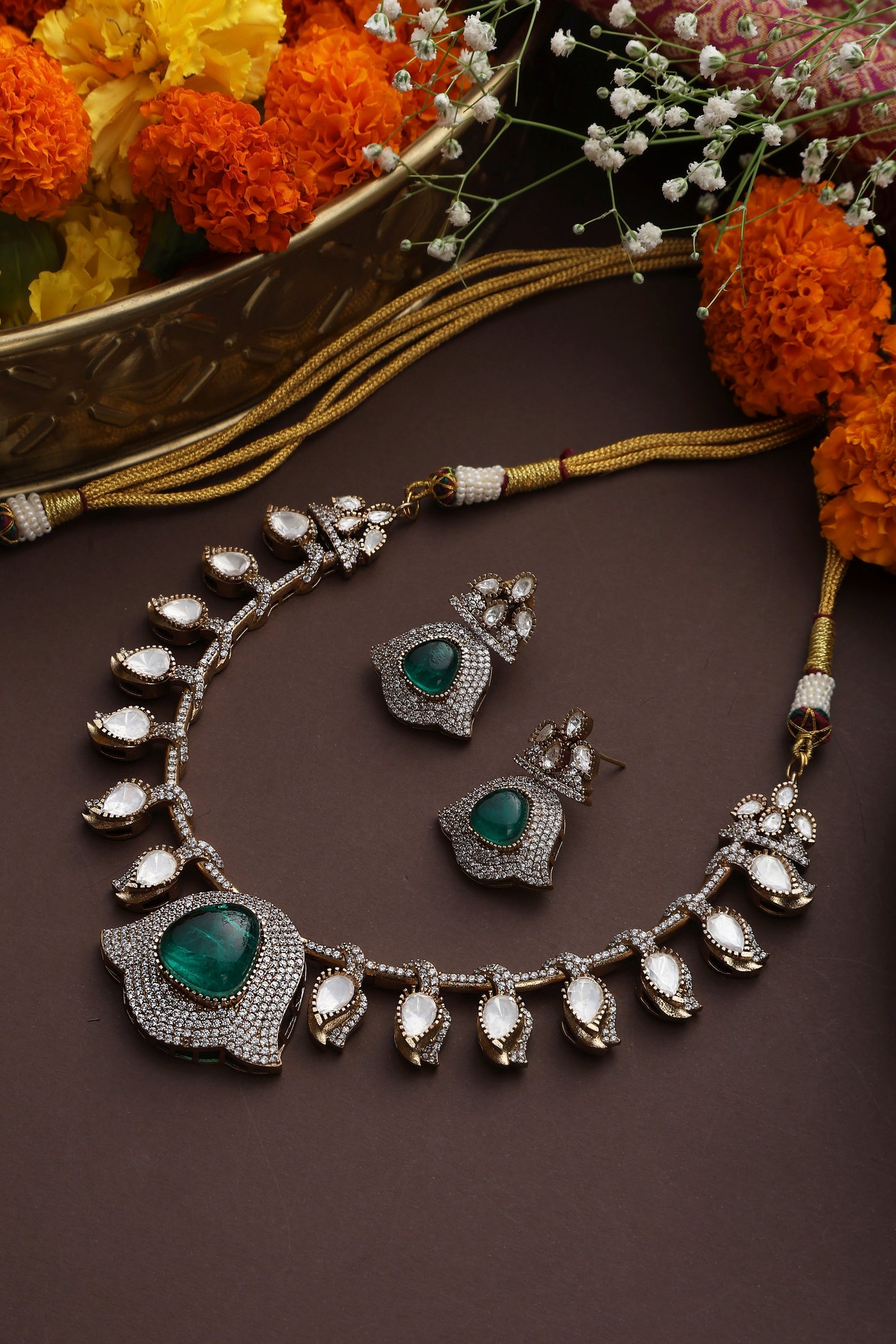 Aljendra Emerald Polki Necklace Set