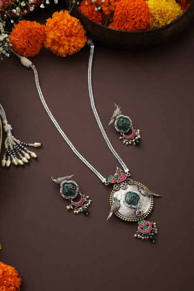 Mahima Multicolour Silver Pendant Necklace Set