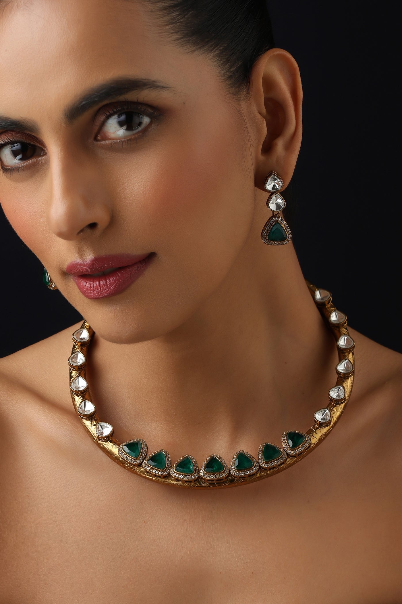 Tareeka Emerald Polki Hasli Necklace Set