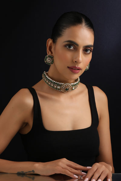 Lira Emerald Polki Choker Necklace Set