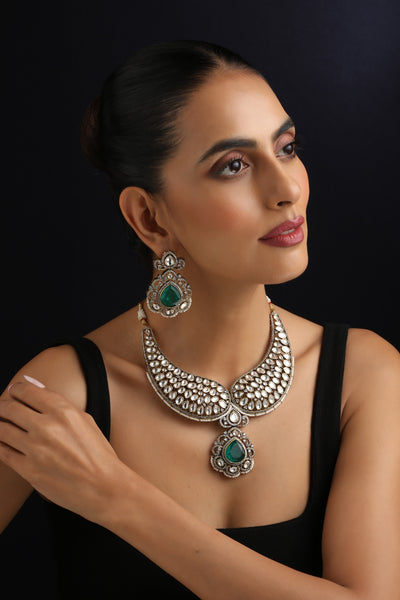 Miraki Emerald Polki Necklace Set