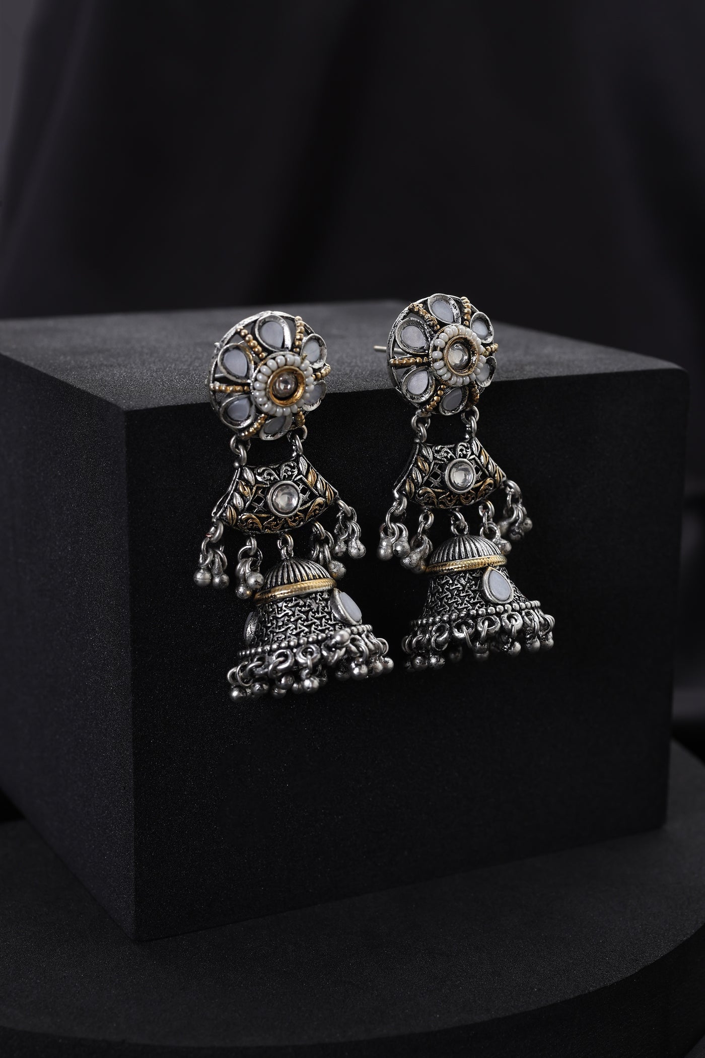 Kanishka Silver Kundan Jhumka Earrings