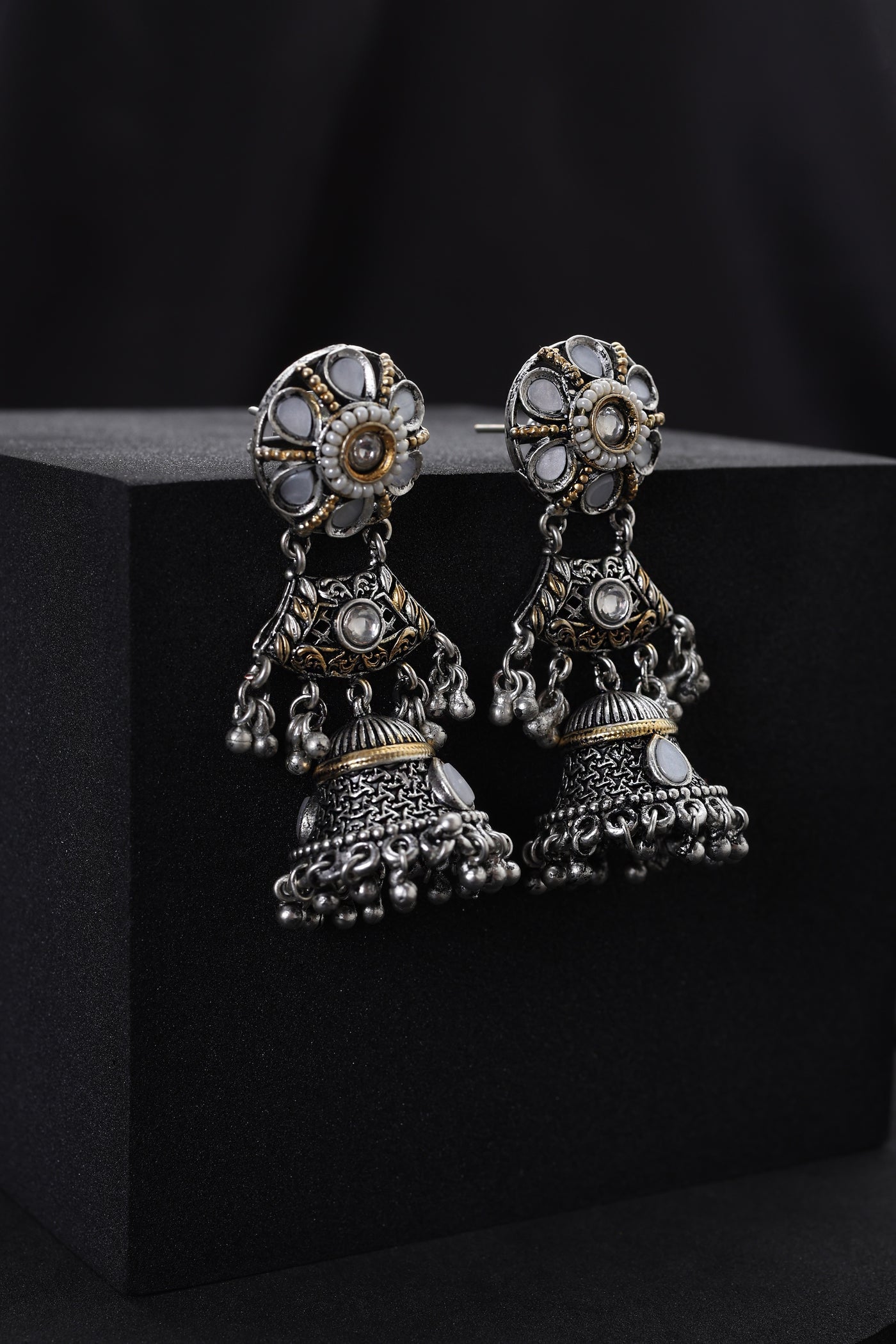 Kanishka Silver Kundan Jhumka Earrings