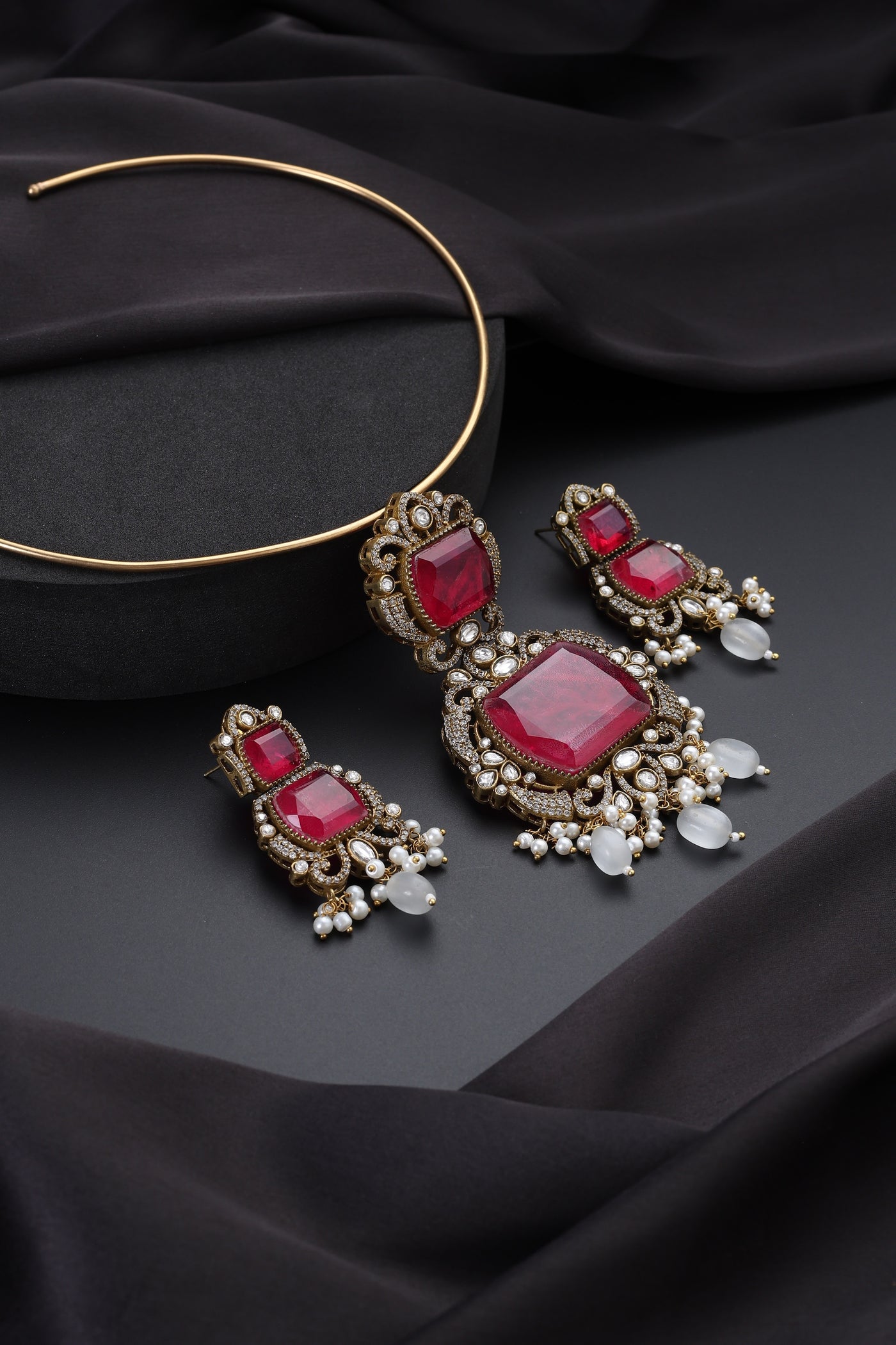 Kesksh Ruby Hasli Necklace Set