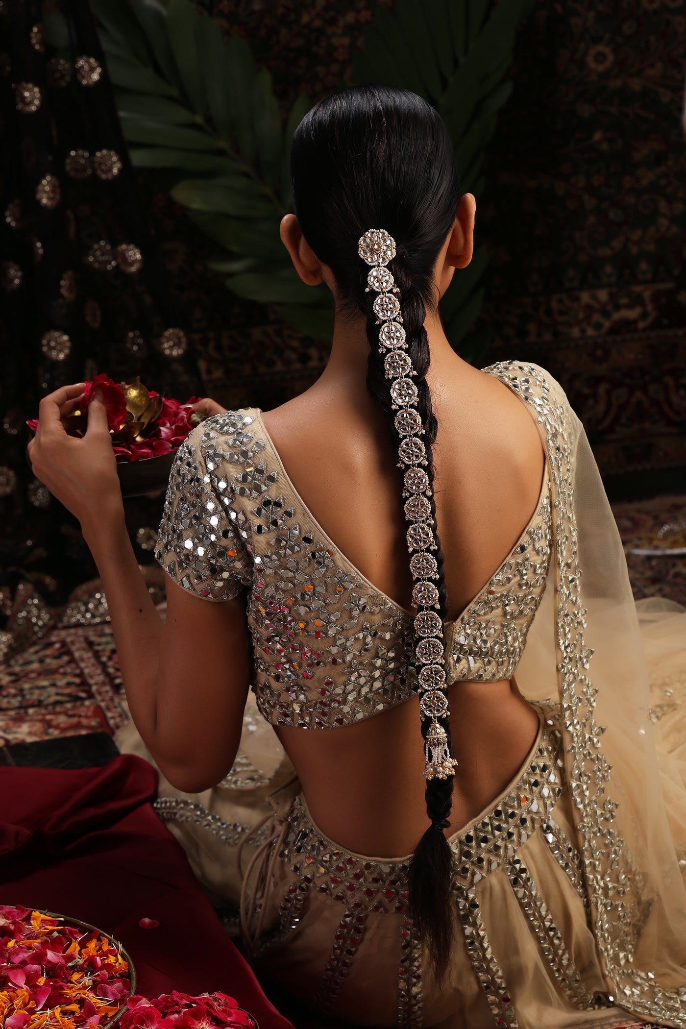 Anyura Gold Kundan Braid Pin