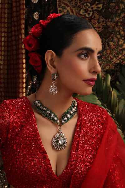 Mrida Emerald Polki Necklace Set