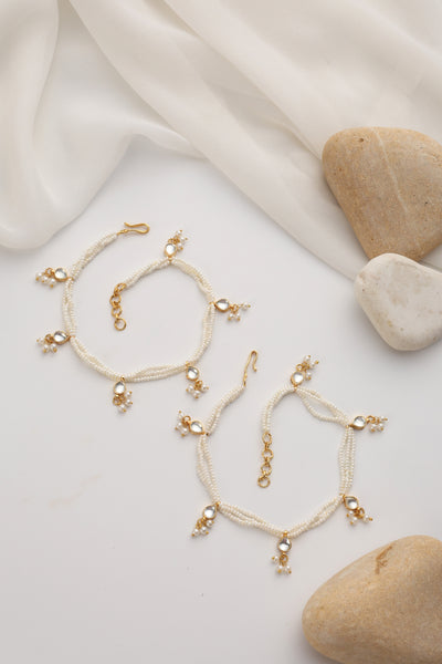 Fauna White Kundan and Pearls Anklets