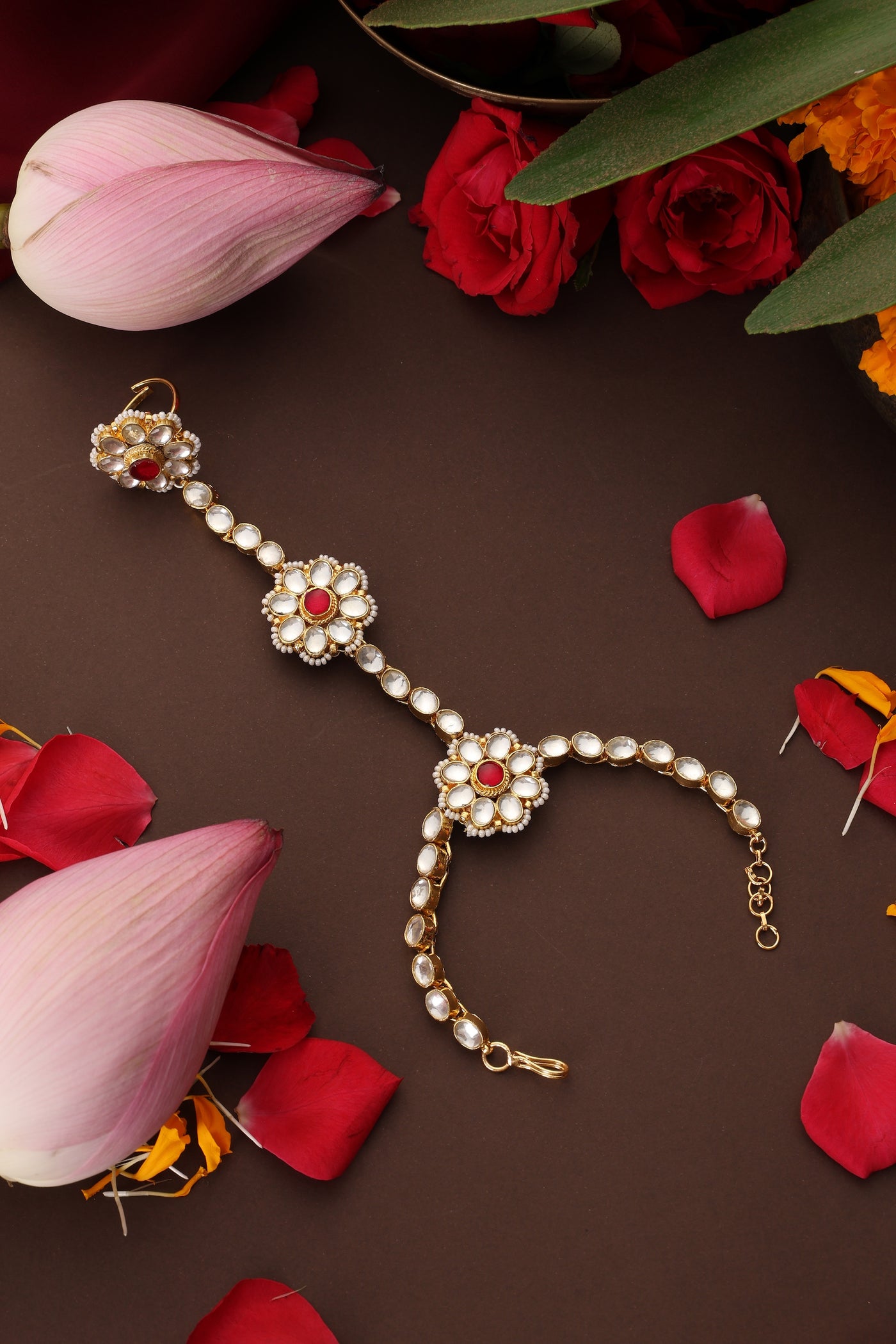Kashna Red Kundan Hathphool