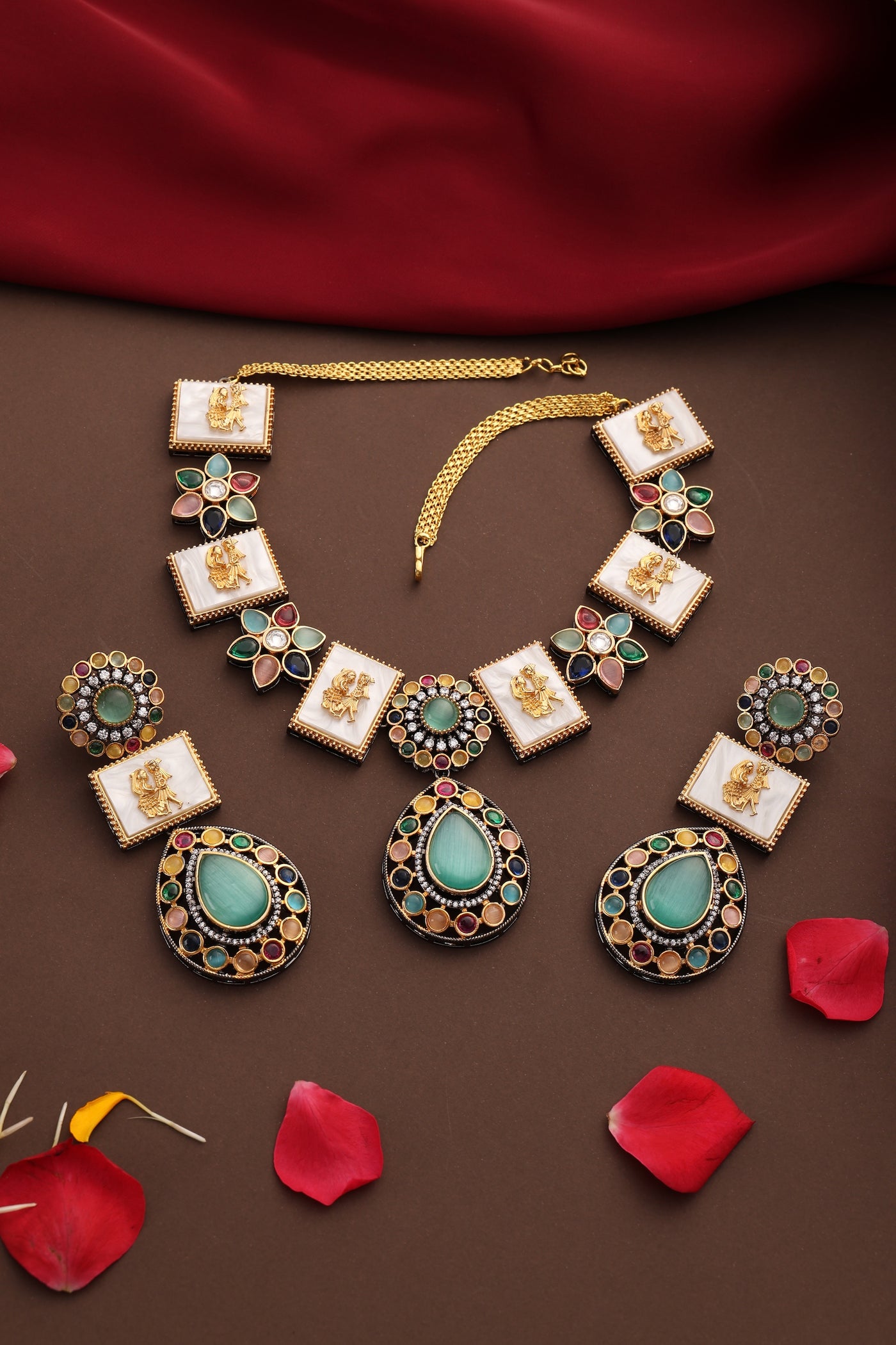 Itika Multicolor Zirconia Necklace Set