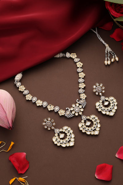 Rudisha Silver Polki Necklace Set