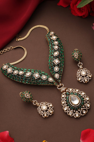 Mrida Emerald Polki Necklace Set