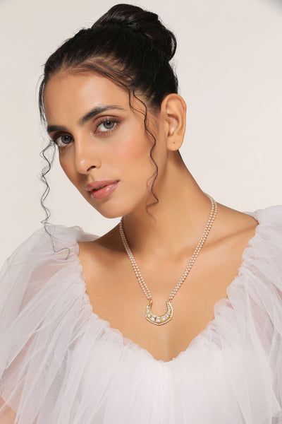 Oma Kundan and Pearl Pendant Necklace