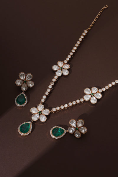 Ubika Emerald Polki Necklace Set