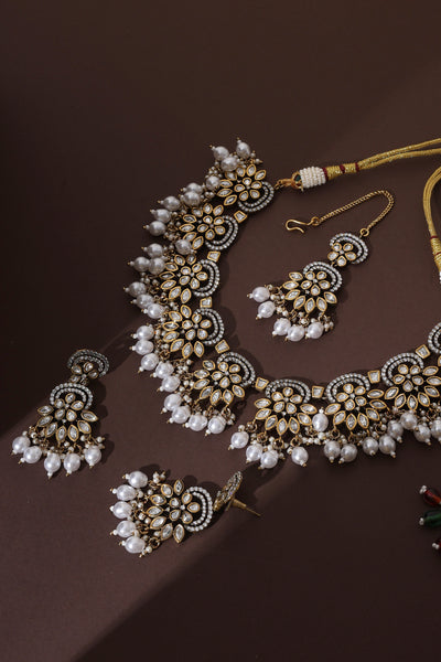 Leena White Victorian Polki Necklace Set with Maang Tikka