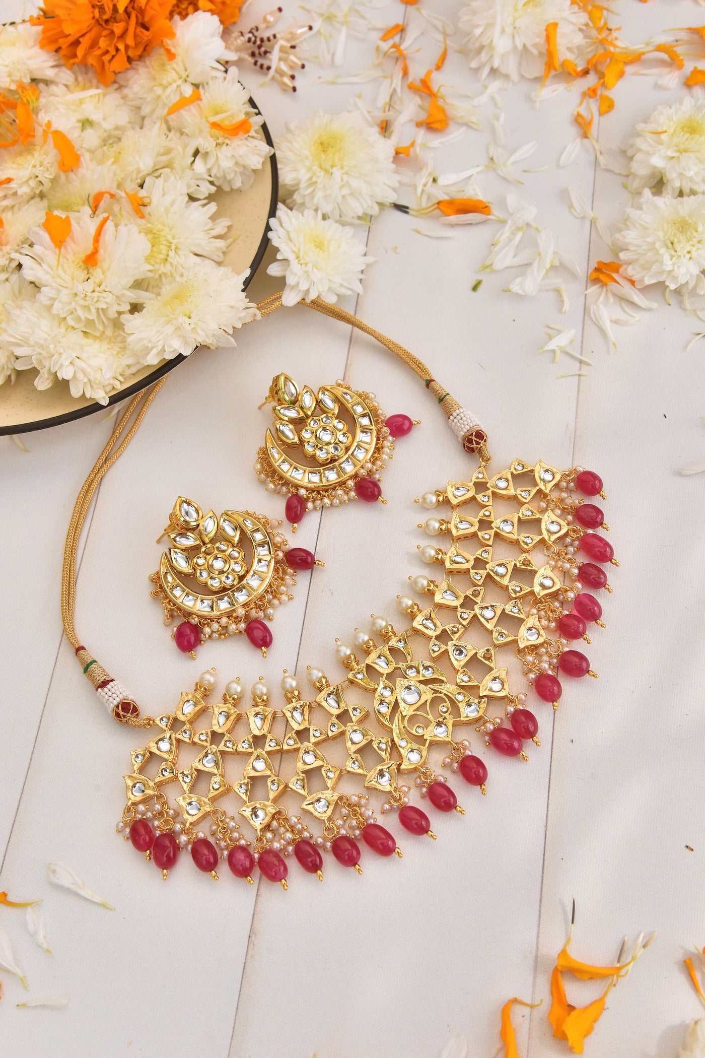 Sitaara Red Gold Plated Kundan Necklace Set