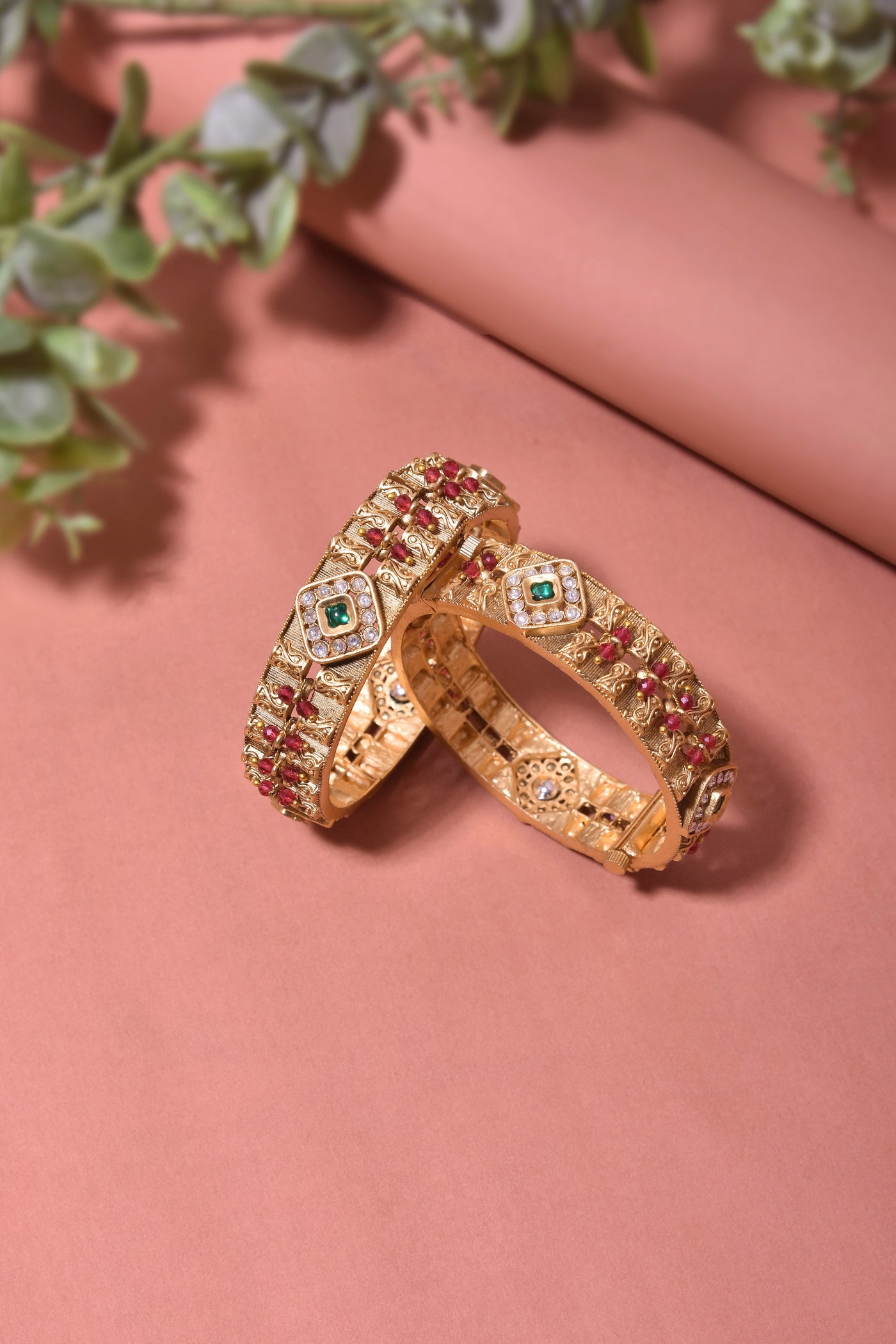 Shrija Multicolour Kundan Bangles