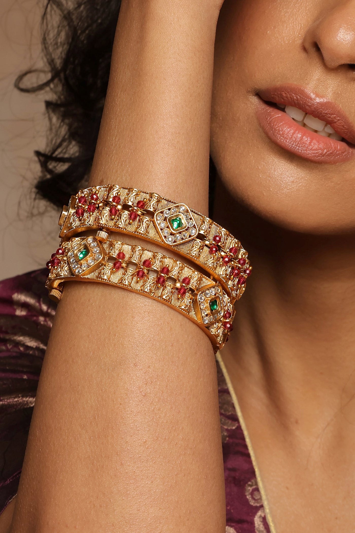 Shrija Multicolour Kundan Bangles